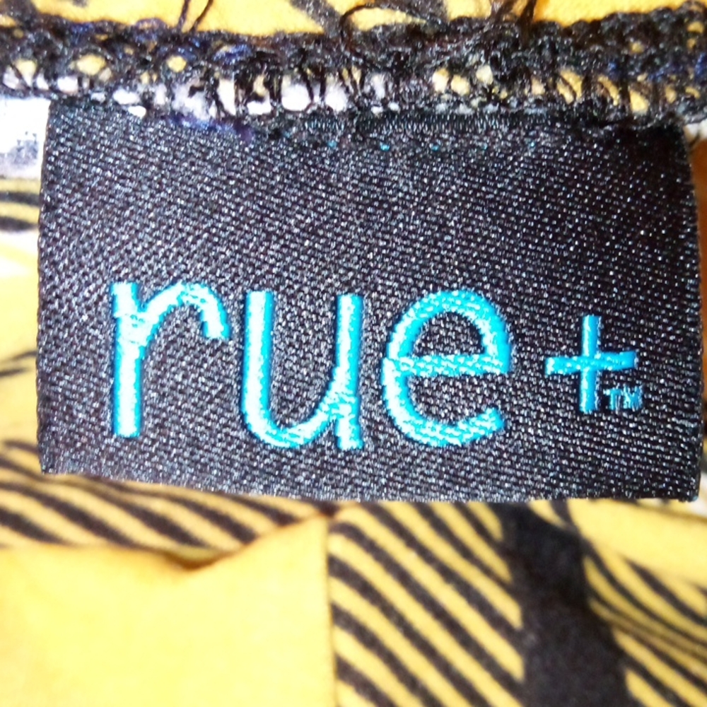 Rue + Plaid Flare Pants - Picture 9 of 10